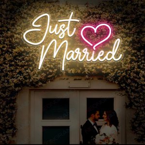 Just Married ❤️ Neon