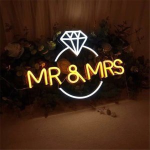 Mr & Mrs Couple Ring Neon Sign