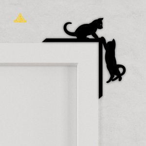 Cute Cat Door Edge Frame | Lucky Arts